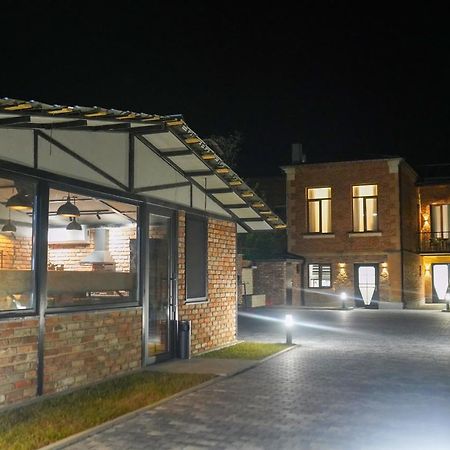 Hotel Ticiani 15 쿠타이시 외부 사진