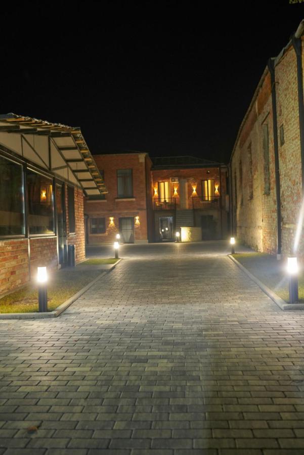 Hotel Ticiani 15 쿠타이시 외부 사진